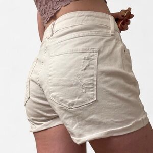 Denizen from Levi's Women's High Waist White Shorts